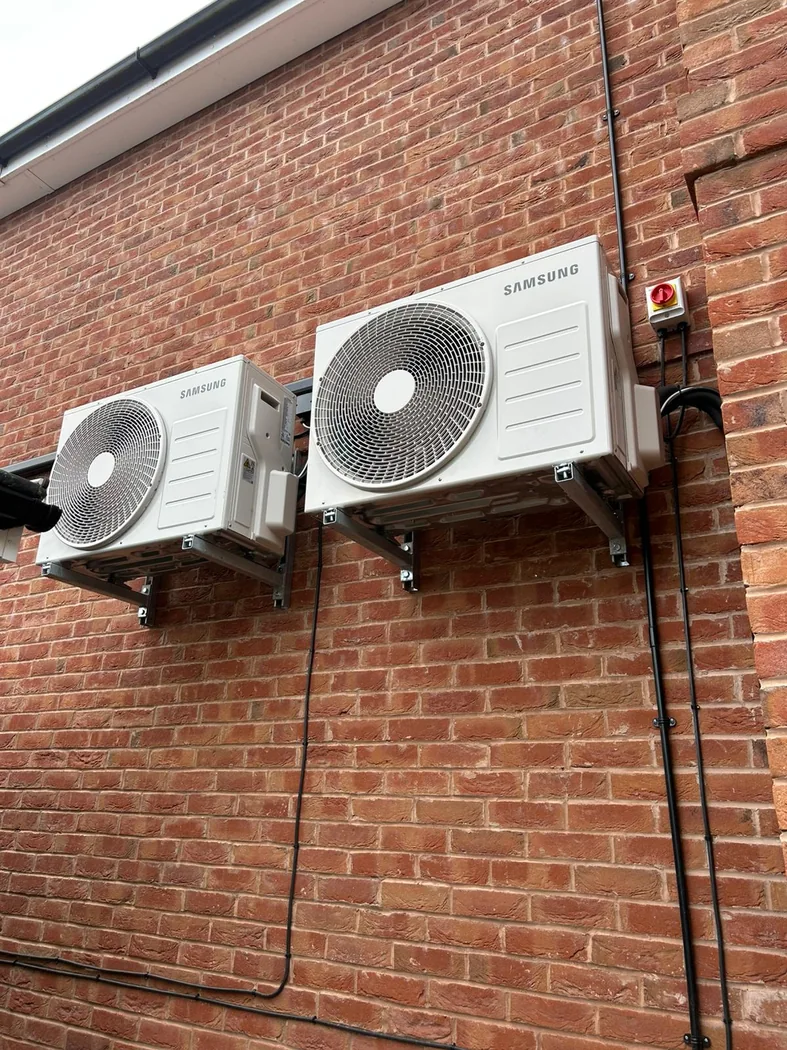 Air Conditioning vs Heat Pumps: What's the Difference?